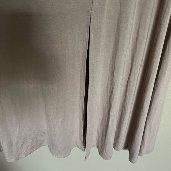 Carly Jean Los Angeles Corey Taupe Maxi Dress - Picture 3 of 11